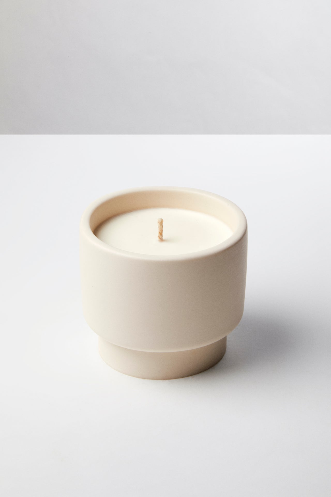 boutique éco responsable-bougie végétale-bougie parfumée-bougie fabriqué en france-bougie jesmonite-bougie fabriqué à paris-bougie mandarine-bougie fleur d'oranger-bougie gourmande