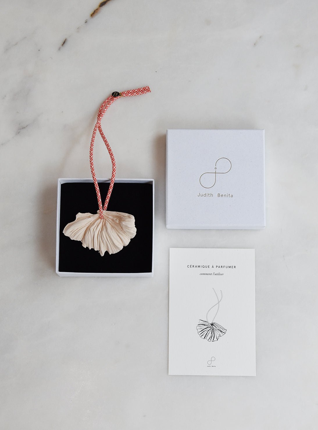 Céramique à parfumer - Boutique We Are ParisJudith Benita
