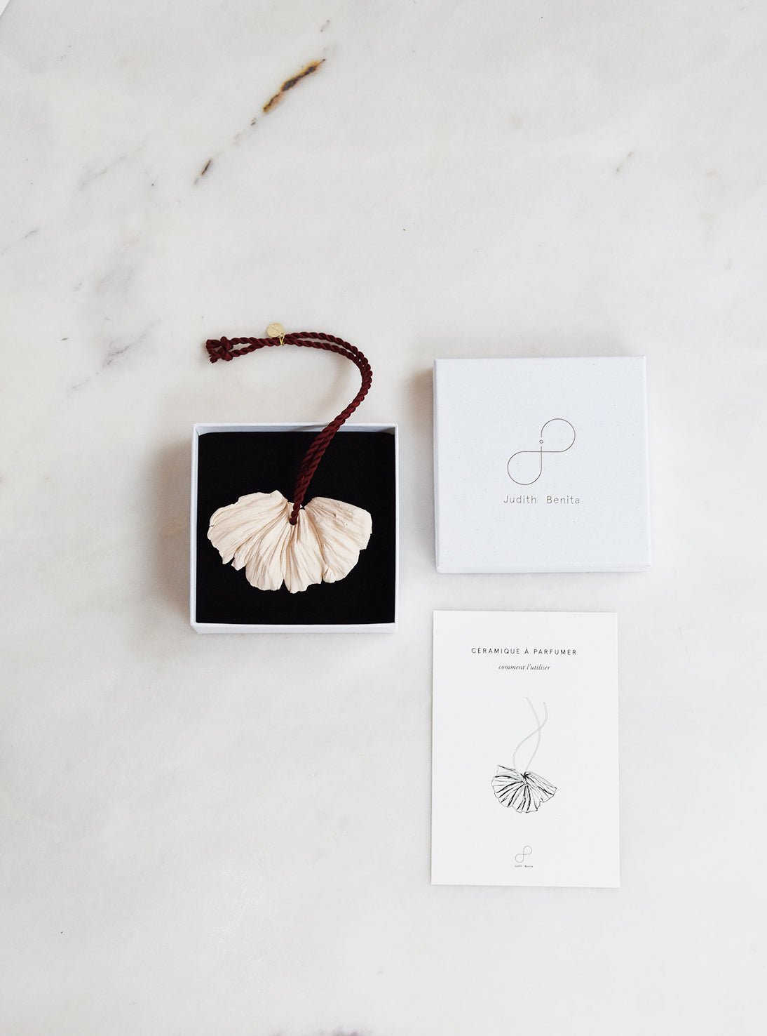 Céramique à parfumer - Boutique We Are ParisJudith Benita