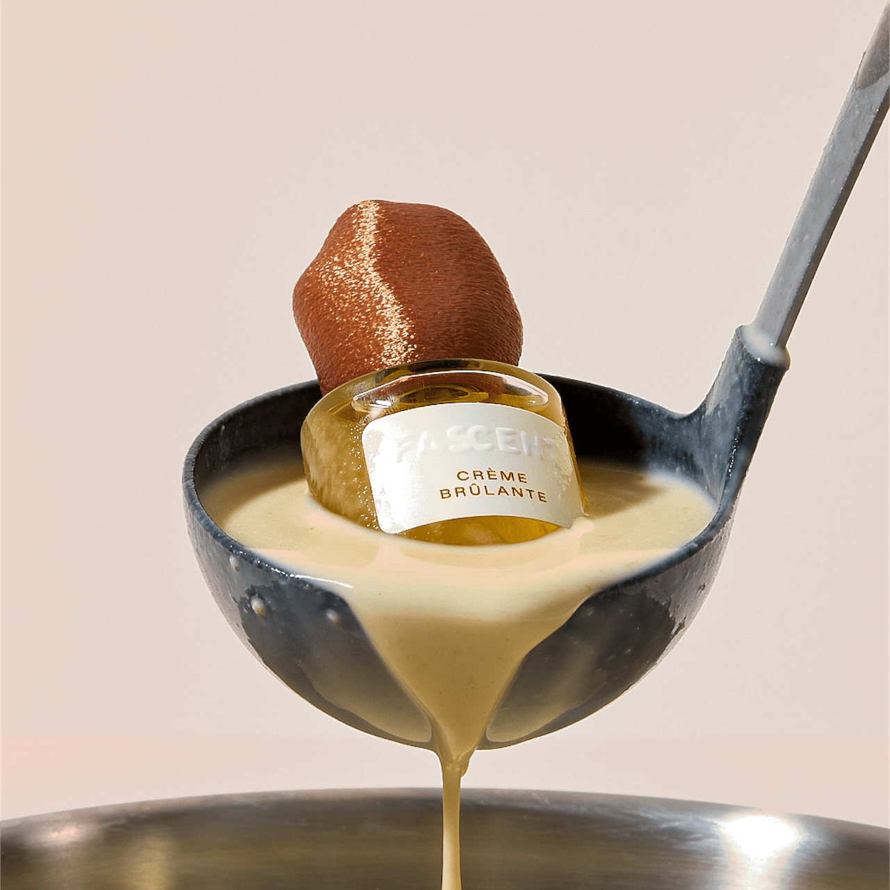 (eau de parfum rechargeable) Crème Brûlante - Boutique We Are ParisFascent