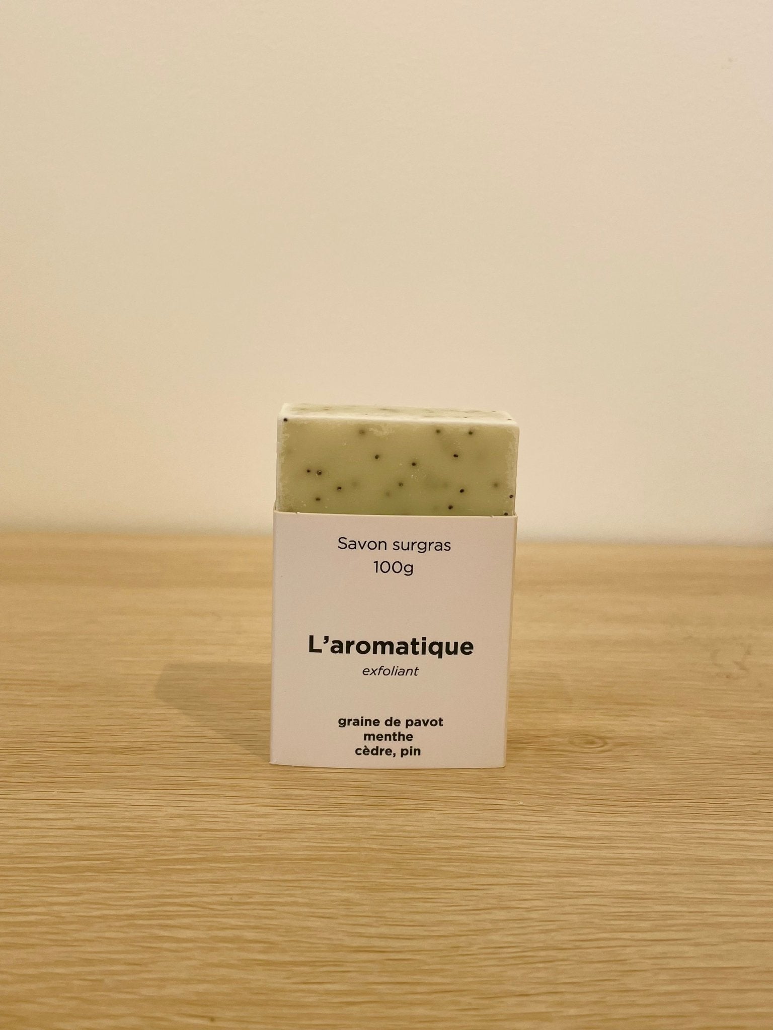 L'aromatique, savon surgras exfoliant au pin - Boutique We Are ParisBoutique We Are Paris