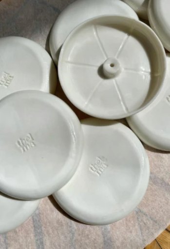 Porte - encens en céramique fait - main - Boutique We Are ParisThelma Paris