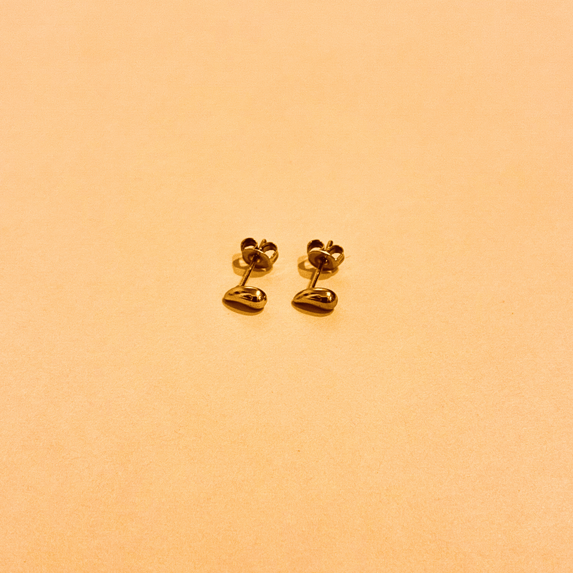 Boucles d’oreilles Courbe - Boutique We Are ParisLes Cléias Acier Inoxydable