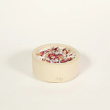 Bougie fleurie et pot en grès, parfum Rose du Séjour - Boutique We Are ParisMaison Séjour