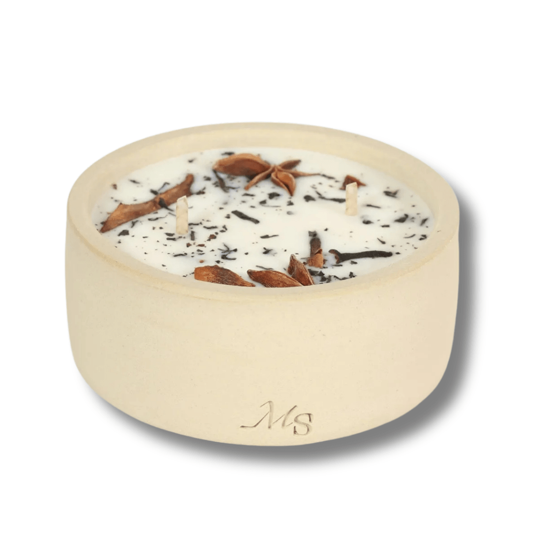Bougie fleurie et pot en grès, parfum Thé & Pain d'Épices - Boutique We Are ParisMaison Séjour