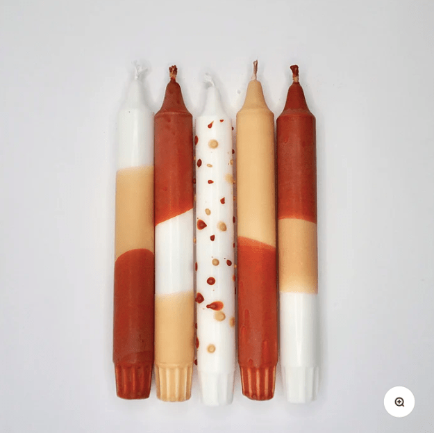 Bougies Tie & Dye Sable – Lot de 5 bougies moulées Ekru - Boutique We Are ParisEkru