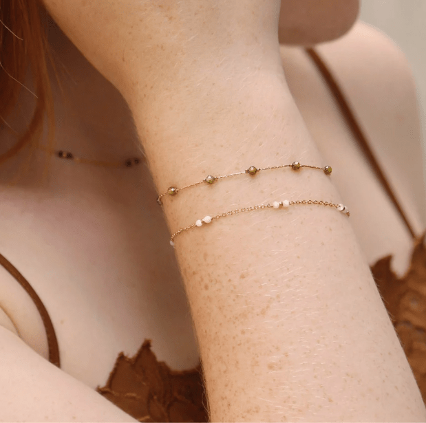 Bracelet perle de nacre blanche Nosy - Boutique We Are ParisLes Cléias Acier Inoxydable