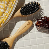 Brosse pneumatique en bois & poils de sanglier - bois clair - Boutique We Are ParisL'Artisan Brossier