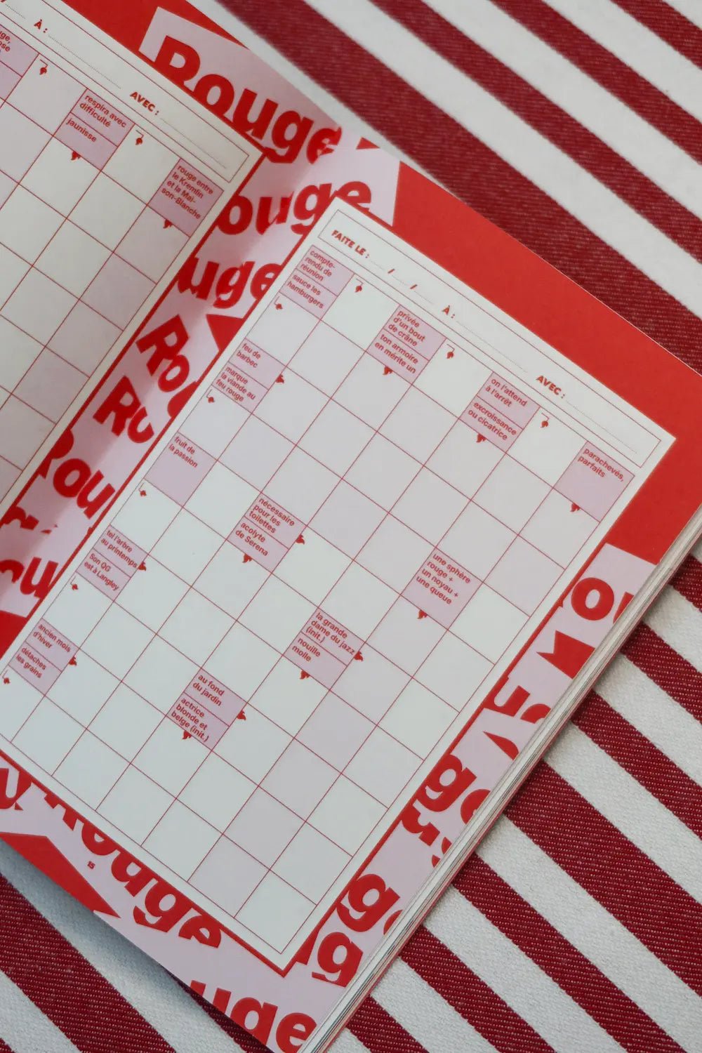Cahier de mots fléchés Niveau Doux - Boutique We Are ParisGrillé