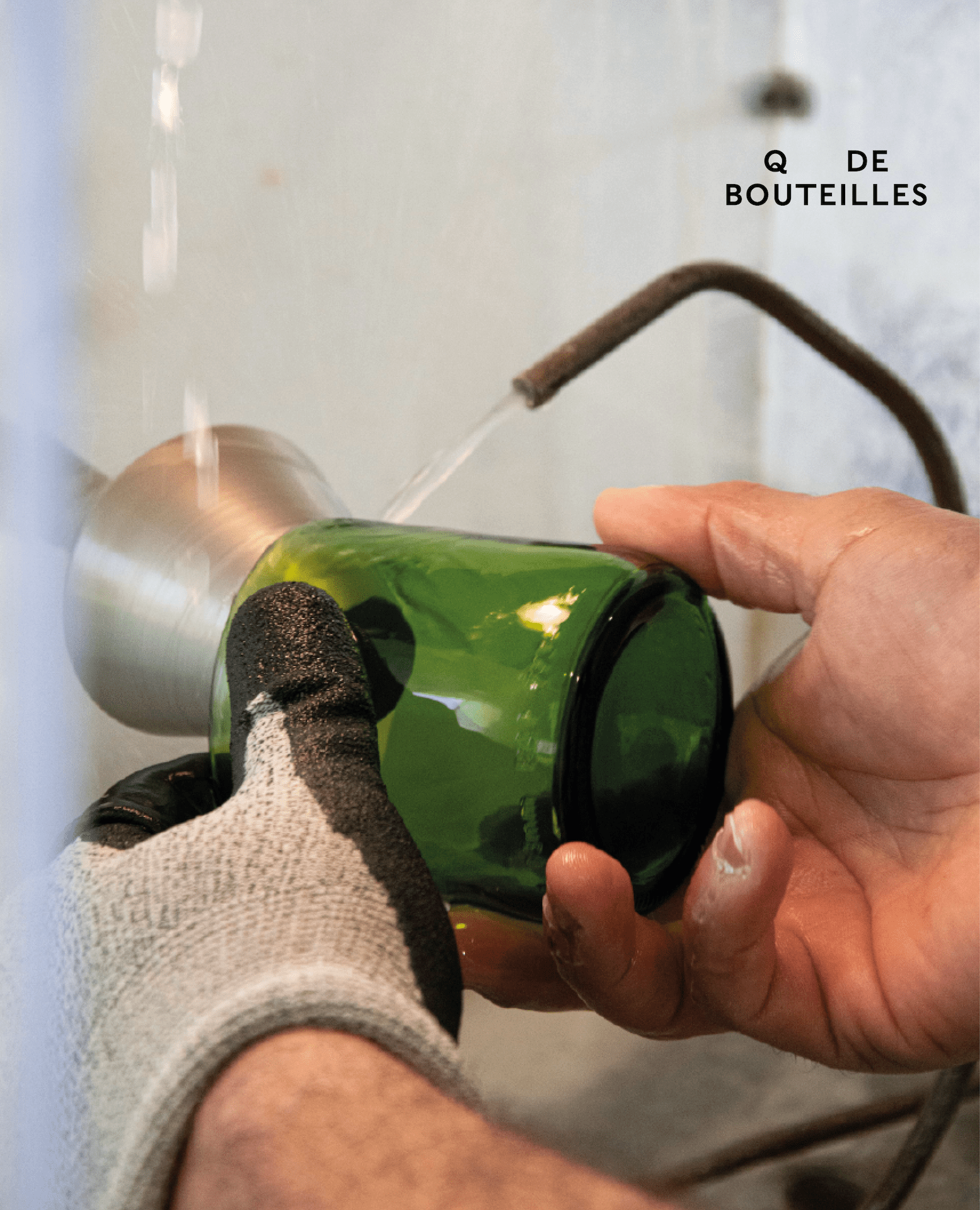 Carafe Vert / Blanc - Boutique We Are ParisQ De Bouteilles