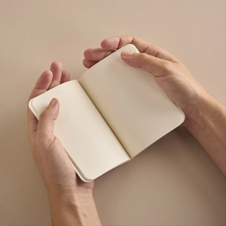 Carnet de poche Clémentine - Boutique We Are ParisSeason Paper