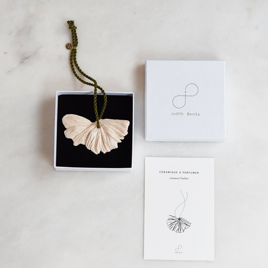 Céramique à parfumer - Boutique We Are ParisJudith Benita