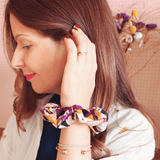 Chouchou Asma - tissu jaune, ocre, violet, noir - Boutique We Are ParisLaure Derrey