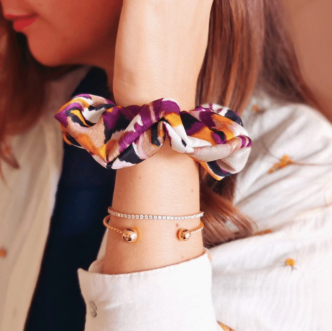 Chouchou Asma - tissu jaune, ocre, violet, noir - Boutique We Are ParisLaure Derrey