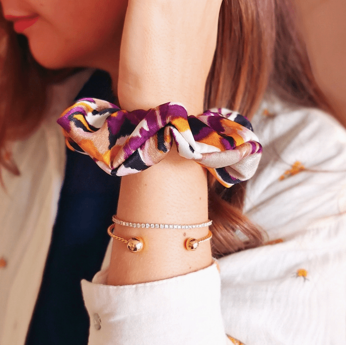 Chouchou Asma - tissu jaune, ocre, violet, noir - Boutique We Are ParisLaure Derrey