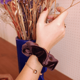 Chouchou Enstatite - tissu velours marron chocolat - Boutique We Are ParisLaure Derrey