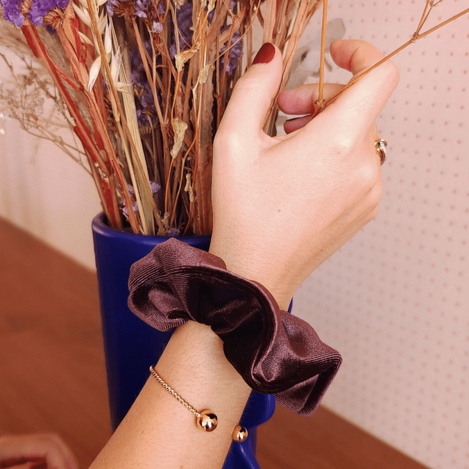 Chouchou Enstatite - tissu velours marron chocolat - Boutique We Are ParisLaure Derrey