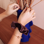 Chouchou Enstatite - tissu velours marron chocolat - Boutique We Are ParisLaure Derrey