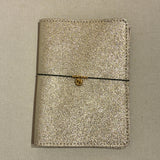 Coffret Cœur Doré – Protège - passeport, carnet & bracelet - Boutique We Are ParisCoffrets We Are Paris