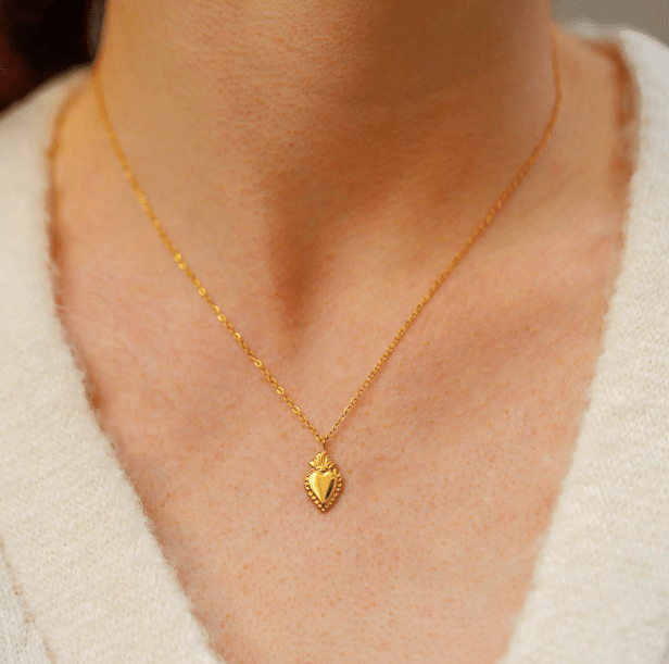 Collier avec pendentif coeur, en acier inoxydable - Boutique We Are ParisLes Cléias Acier Inoxydable