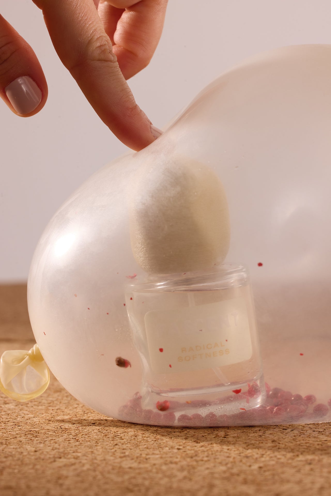 (eau de parfum rechargeable) Radical Softness - Boutique We Are ParisFascent