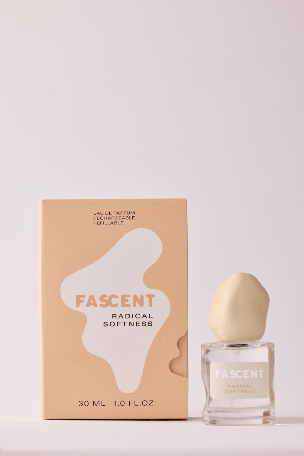 (eau de parfum rechargeable) Radical Softness - Boutique We Are ParisFascent