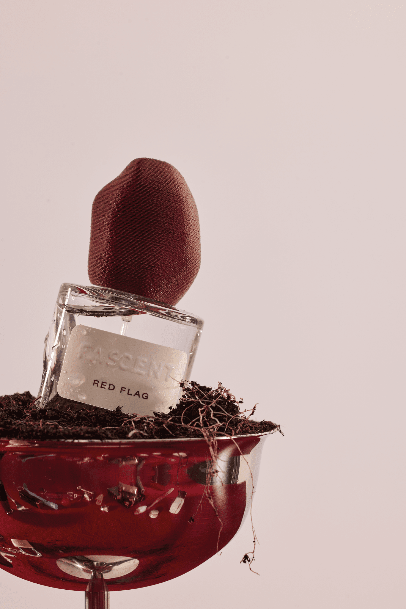 (eau de parfum rechargeable) Red Flag - Boutique We Are ParisFascent