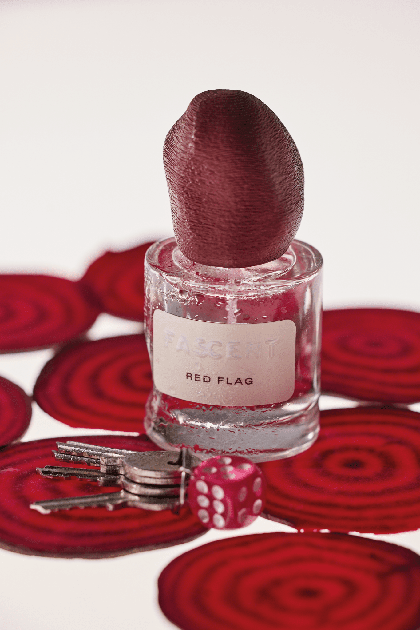 (eau de parfum rechargeable) Red Flag - Boutique We Are ParisFascent