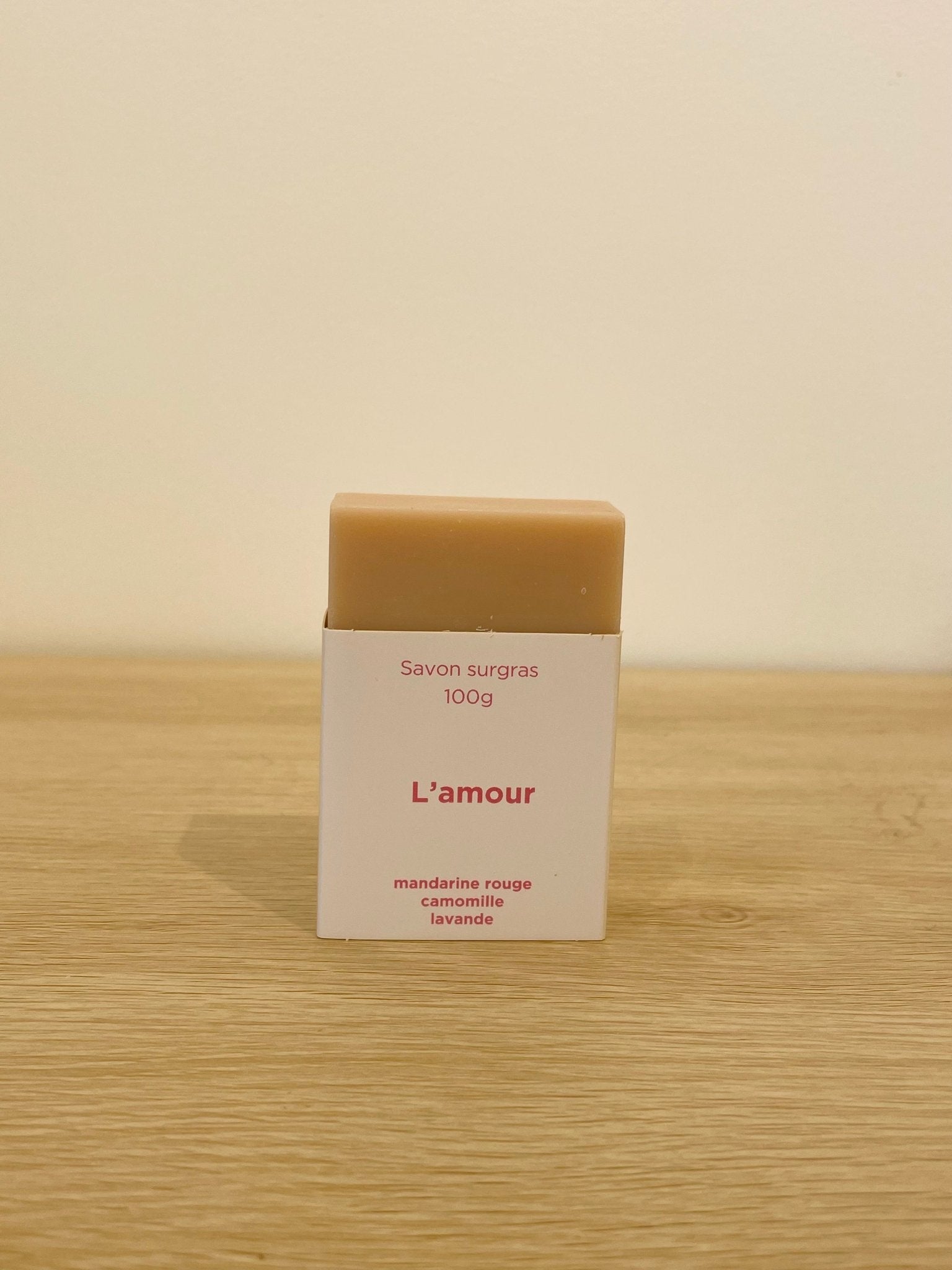 L'amour, savon surgras à la camomille - Boutique We Are ParisBoutique We Are Paris