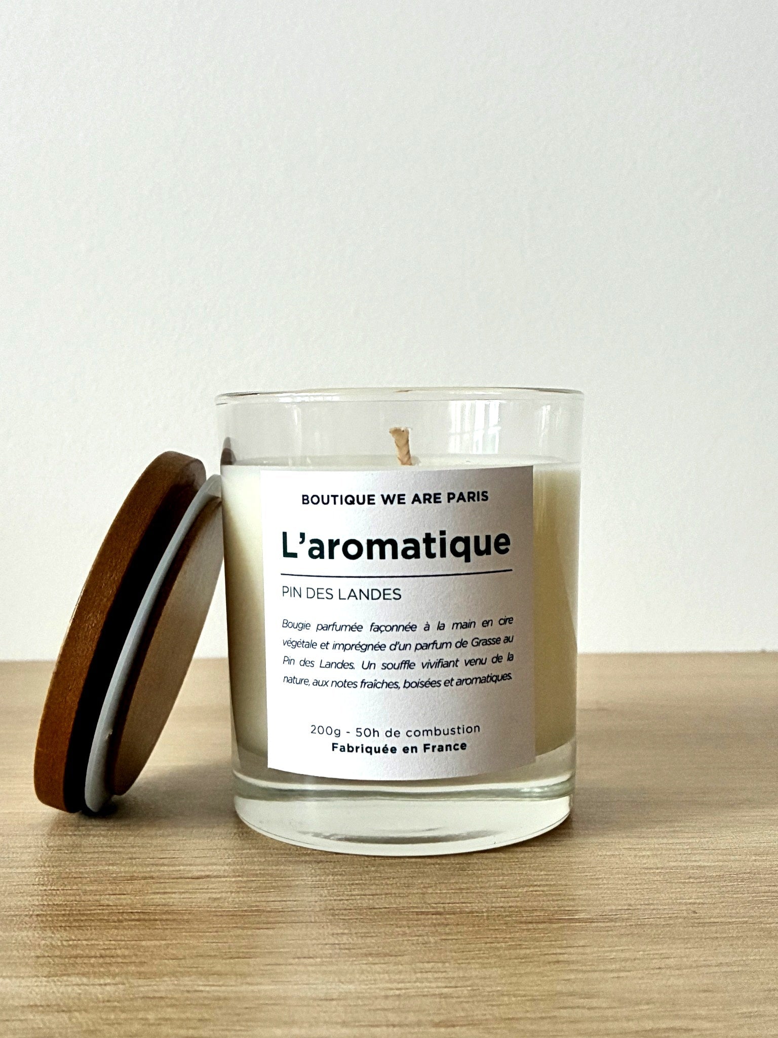 L'aromatique, bougie végétale parfumée au Pin des Landes - Boutique We Are ParisCollection We Are Paris