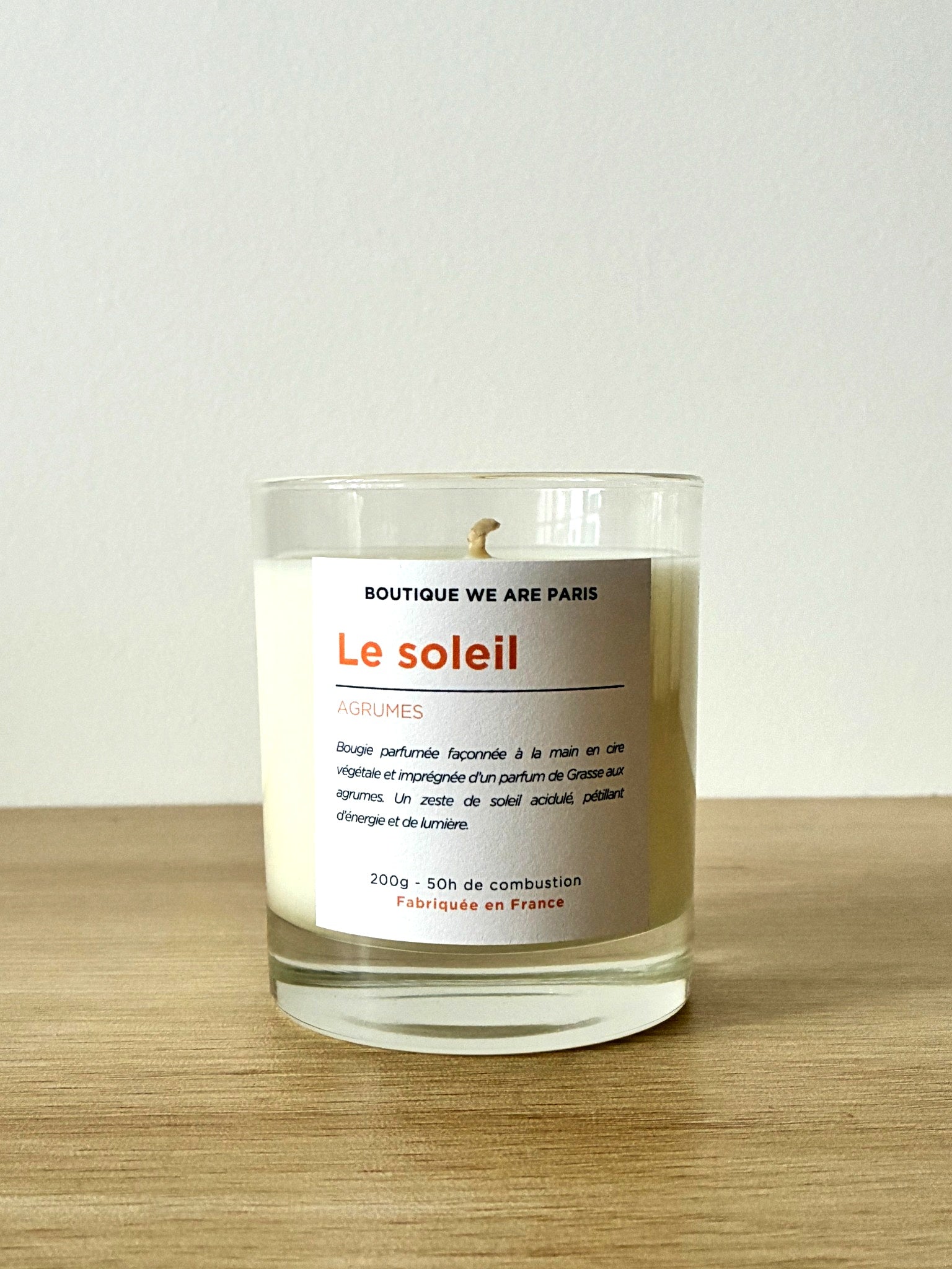 Le soleil, bougie végétale parfumée aux agrumes - Boutique We Are ParisCollection We Are Paris