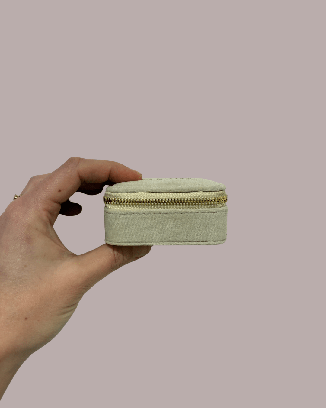 Petite boîte à bijoux - beige – Boutique We Are Paris