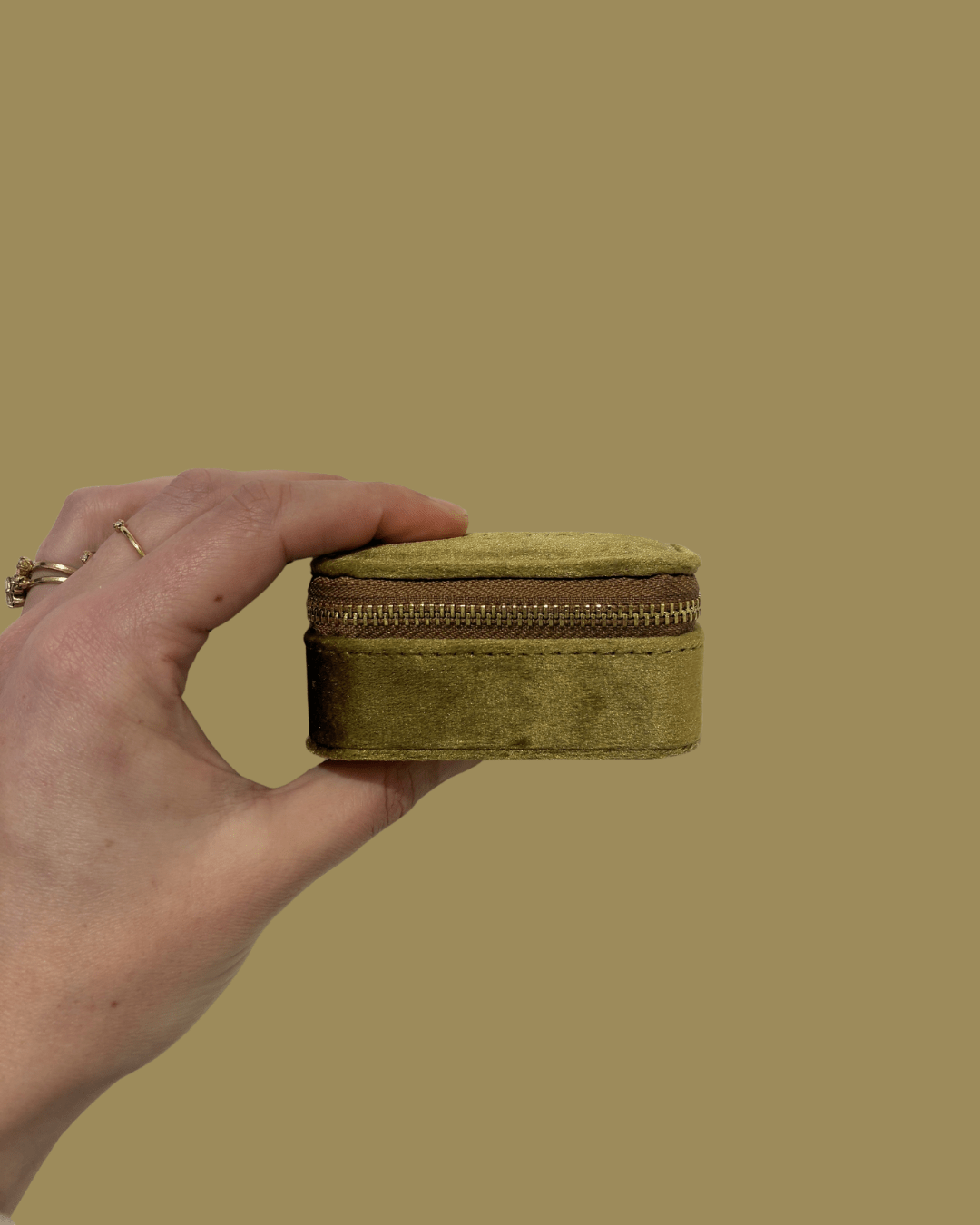 Petite boîte à bijoux - kaki jaune - Boutique We Are ParisLes Cléias Acier Inoxydable