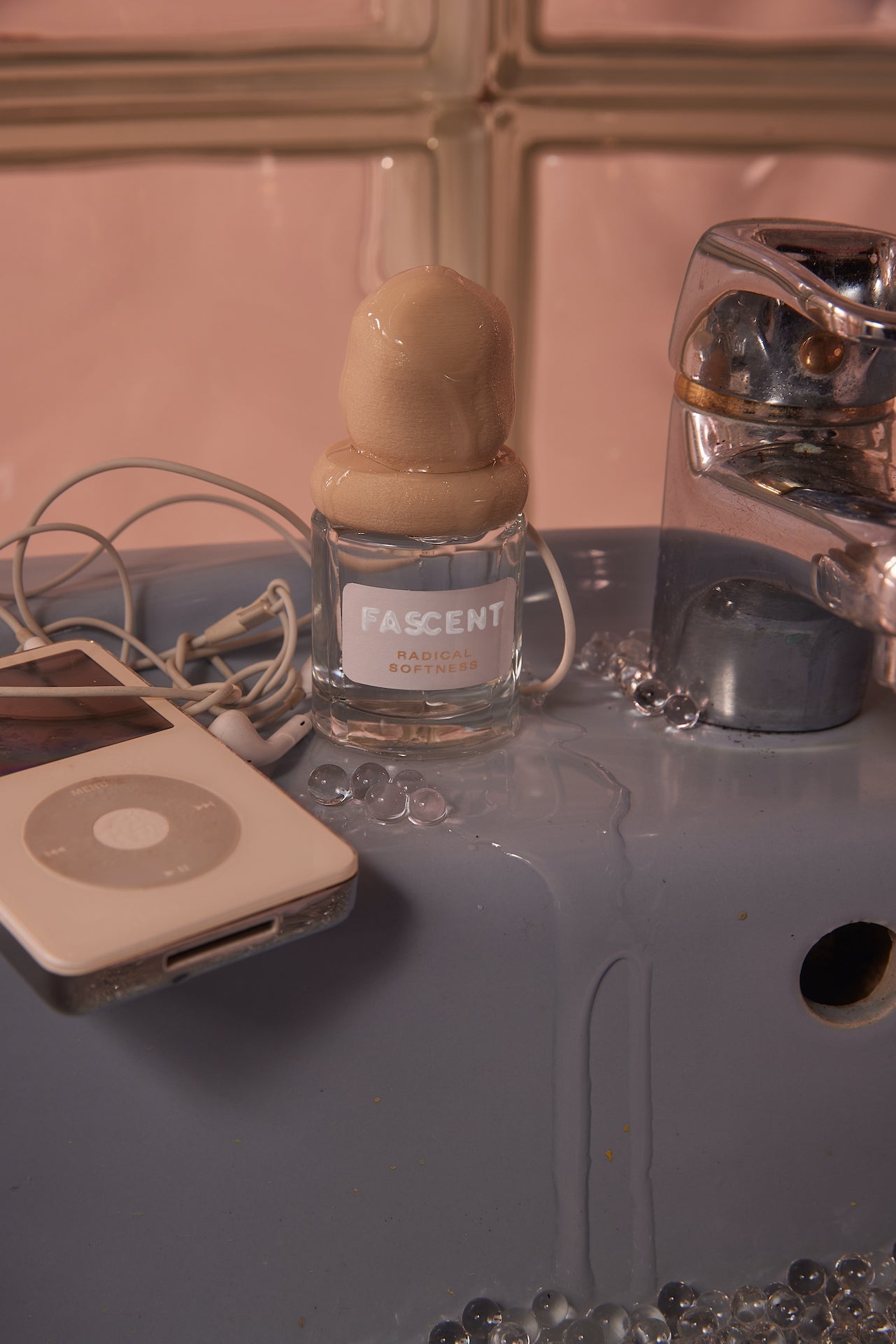 Radical Softness - Parfum Poivre rose, Accord peau à peau et Ambrox par Fascent - Boutique We Are ParisFascent