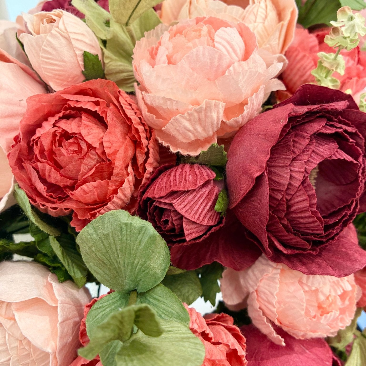 Rosalia, bouquet de fleurs en papier - Boutique We Are ParisFlowrette