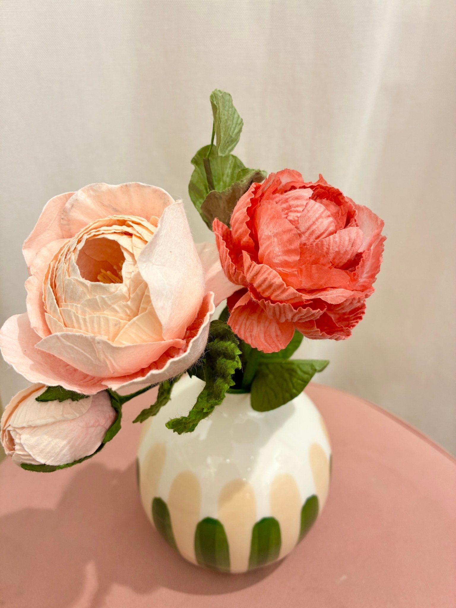 Rosalia, bouquet de fleurs en papier - Boutique We Are ParisFlowrette