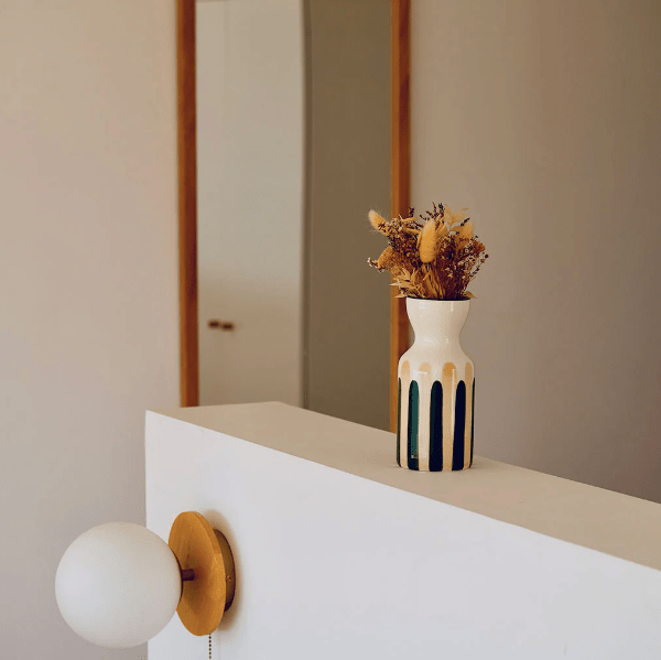 Vase Totem - Rayure vert/beige - Boutique We Are ParisOustao