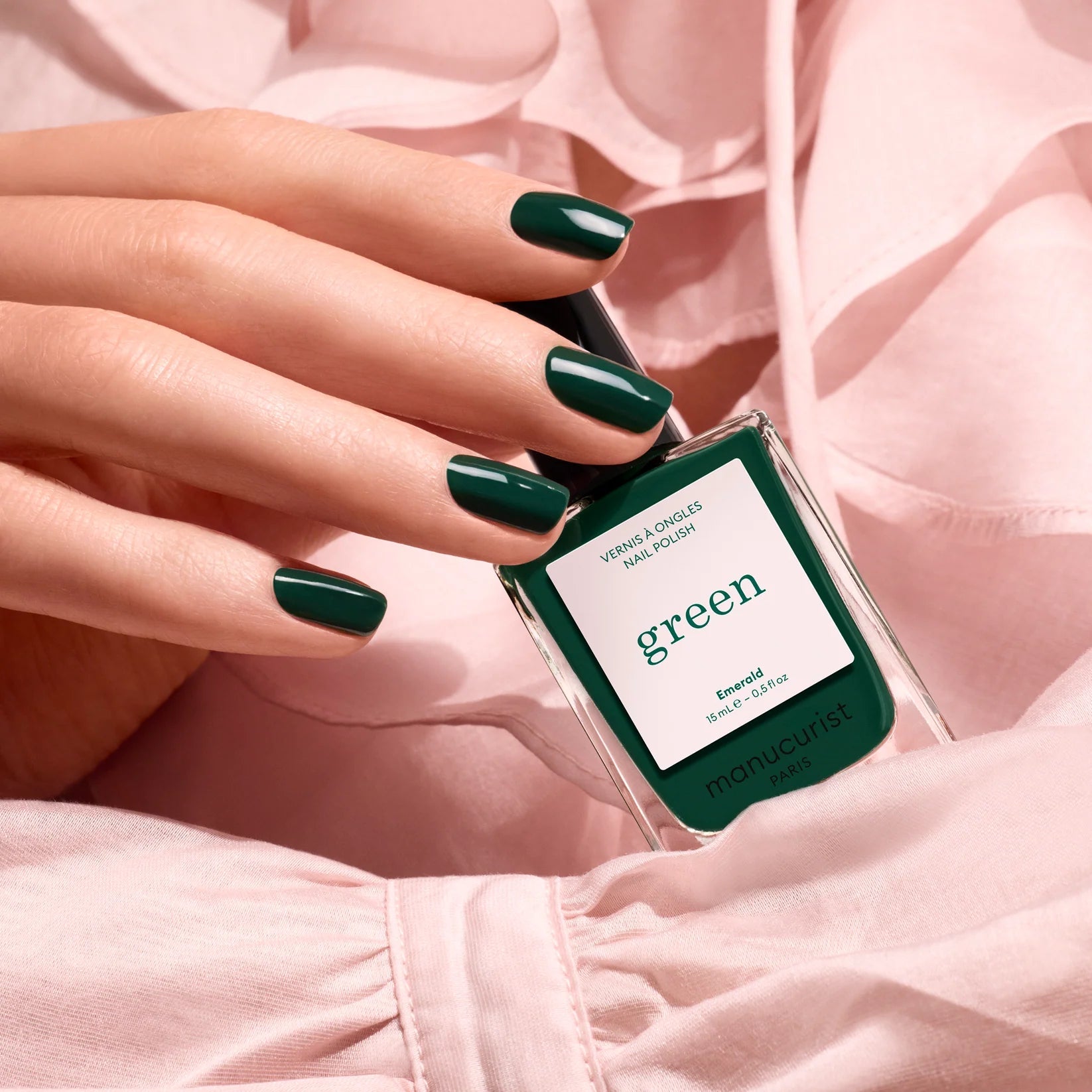 Vernis Emerald - vert sapin - Gamme Green - Boutique We Are ParisManucurist